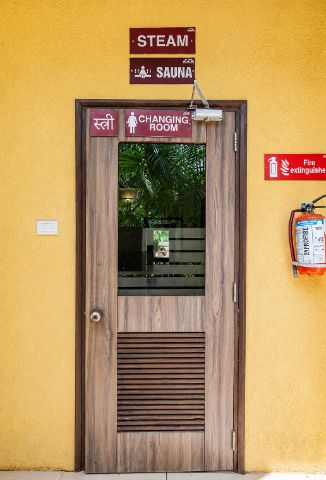 Steam and sauna rooms